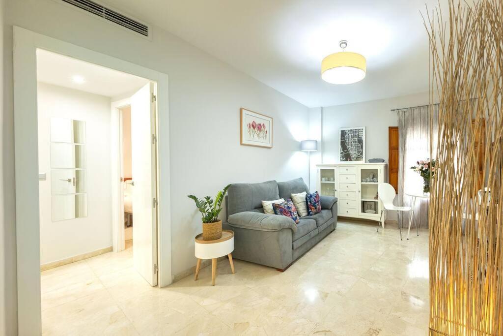 Pajaritos Center Suite By Valcambre Sevilla Dış mekan fotoğraf