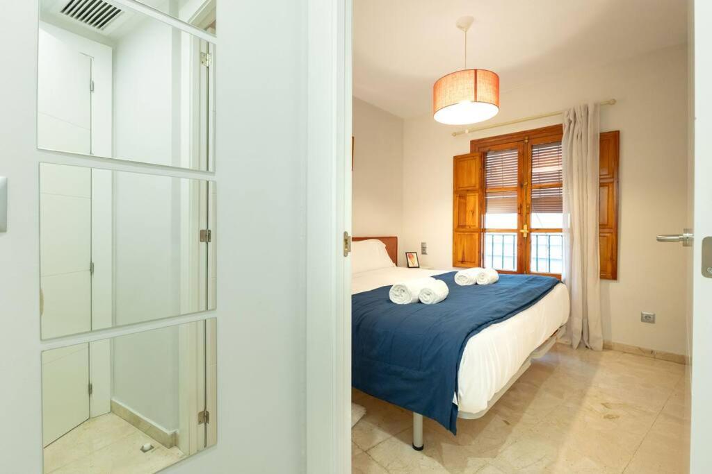 Pajaritos Center Suite By Valcambre Sevilla Dış mekan fotoğraf